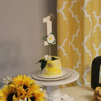 Bee theme cake topper, 1st birthday cake topper, bee birthday décor, cake smash topper, sunflower cake topper, daisy