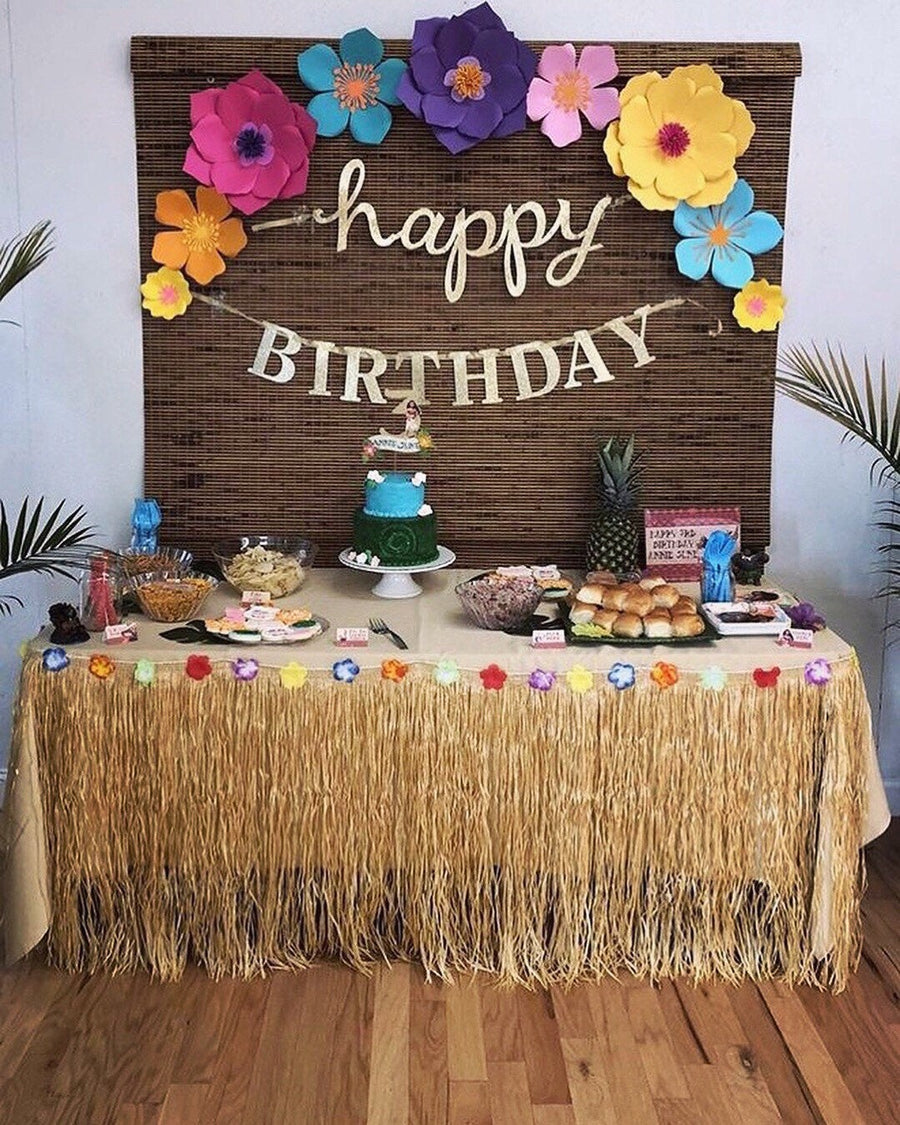 🌺 Riley Mae's Moana Party 🌺” Moana Birthday party. Moana party decor. DIY  Moana backdrop. DIY paper flowers…